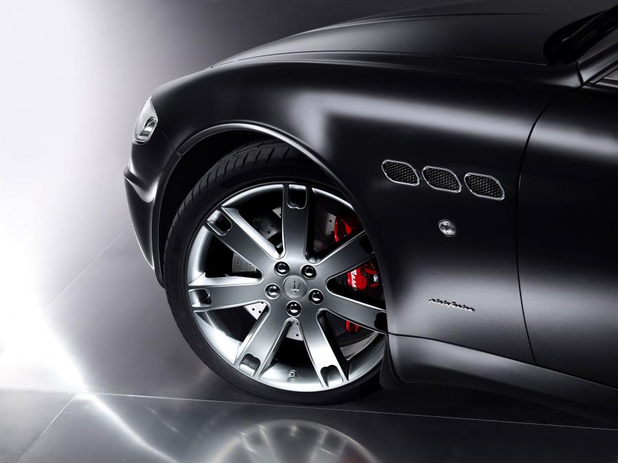  Maserati Quattroporte Sport GT S 2008 года  (фото 11 из 11)